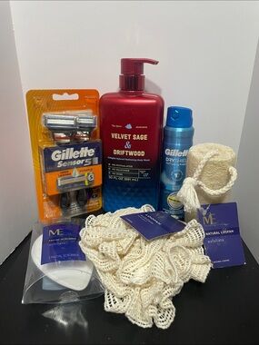 Gillette & Old Spice Men’s Grooming Set with Red Velvet Sage Body Wash
